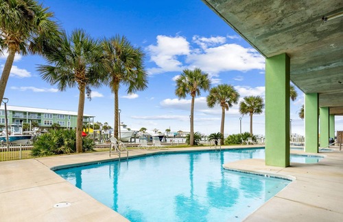 Fort Morgan Condo | Delightful condo on the bay with boat slips