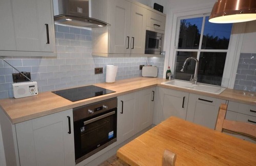 Sandwich Cottage | Delightful Cottage in Sandwich - One Bedroom