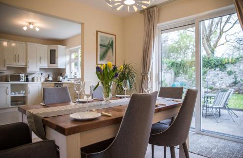 Kenmare House | Delightful cottage just steps from Kenmare town