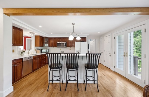 Purcellville Other | Delightful Country Home in the Heart of Virginia Wine Country, tons of amenites