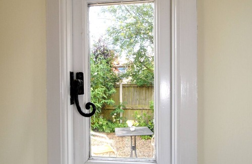 Briston House | Delightful, dog-friendly, peaceful accommodation for two with off-road parking.