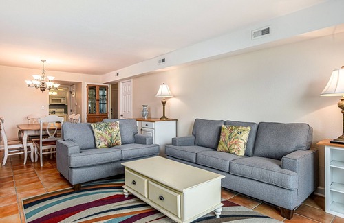 Nags Head House | Delightful Dolphin: Sound Views, Shared Pool & Tennis Court, Short Stays Anytime
