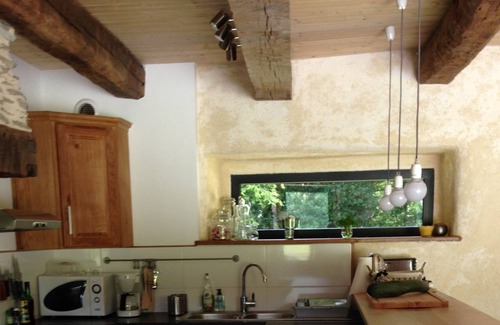 Saint-Brigitte House | Delightful farmhouse near Lake Guerlédan