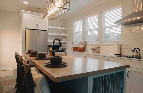 Trion House | Delightful Farmhouse With Beautiful Mountain View