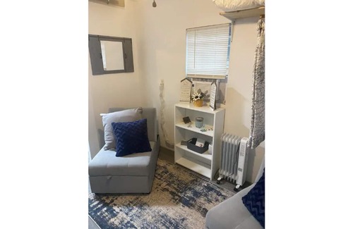 Overton House | Delightful kitchenette style tiny homes.