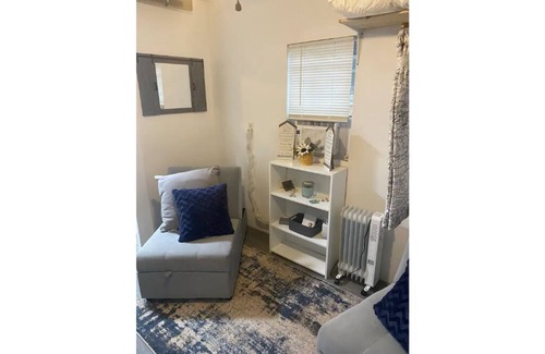 Overton House | Delightful kitchenette style tiny homes.