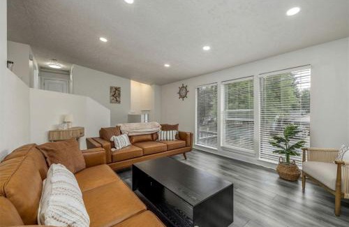 Coeur d'Alene House | Delightful Lake Escape in the Heart of Coeur d’Alene, Idaho