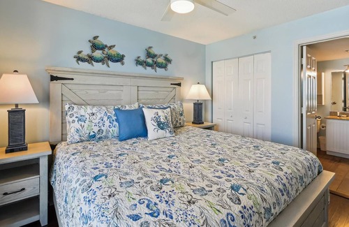 Destin Condo | Delightful Waves @ Pelican Beach | NEW Updates | 3 Pools | Tiki Hut | Game Rm