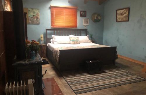 Dunlap House | Delilah Ridge Winery Mid Mod Guesthouse