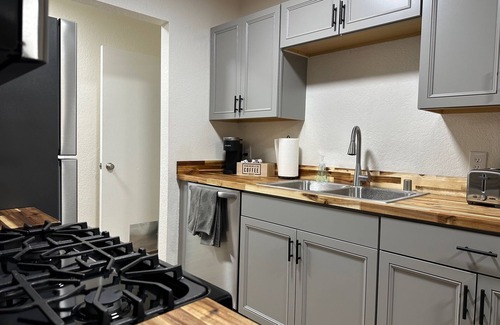 Wasilla Apartment | Dellwood Den Retreat - Your AK basecamp near downtown Wasilla
