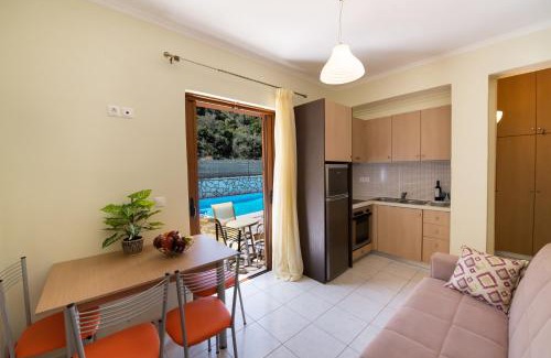 Agios Nikitas Apartment | DELPHINUS VILLAS-Villa Nikitas