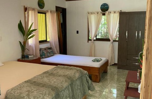 Cocles Apartment | Delroy´s Guest House