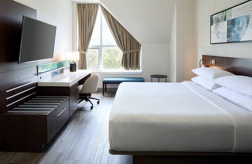 Fredericton Hotel | Delta Hotels by Marriott Fredericton
