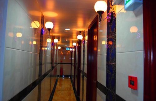 Tsim Sha Tsui House | Delta Lounge