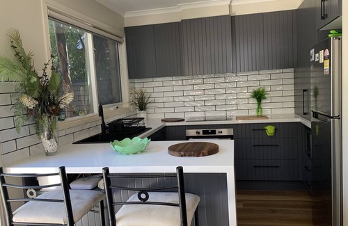 Seaford House | Delux tropicalnoasis - Opposite the beach