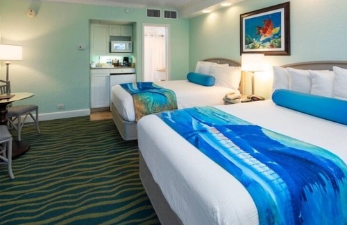 St. Pete Beach Hotel | Deluxe 2 Double Beds at RumFish Beach Resort