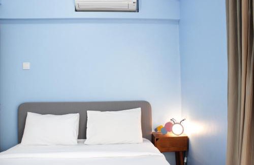 Bandung Apartment | Deluxe 2BR Apartment at Newton Residence Bandung with Mountain View By Travelio