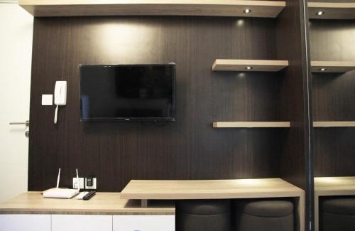 Bekasi Apartment | Deluxe and Comfortable 2BR The Springlake Summarecon Apartment By Travelio