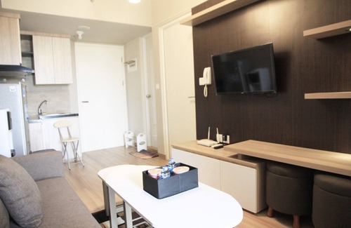 Bekasi Apartment | Deluxe and Comfortable The Springlake Summarecon Apartment