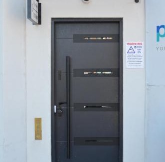 Sydenham Apartment | Deluxe and Modern Studio Apartment in Sydenham