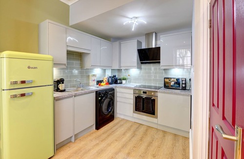 Leamington Spa Apartment | Deluxe-Apartment-Ensuite with Shower