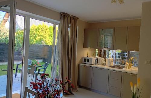 Ciechanow Apartment | Deluxe Apartament kuchnia z tarasem i parkingiem na wyłączność