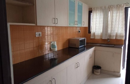 Cooke Town Apartment | Deluxe Apartment #2 at Regal Business Suitesn