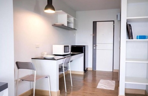 Chang Phueak Apartment | Deluxe Apartment for rent in Chiangmai (DVR-16)