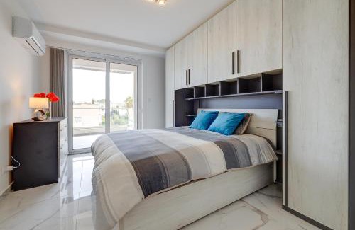 Swieqi Apartment | Deluxe Apartment in central St Julians