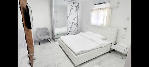 Ramat Gan Apartment | Deluxe Apartment in Ramat Gan Next to Sheba Hospital