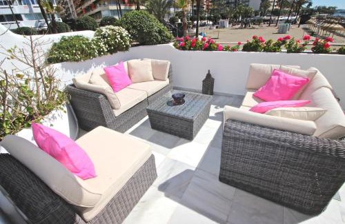 Marbella City Centre Apartment | Deluxe Apartment on the Beach