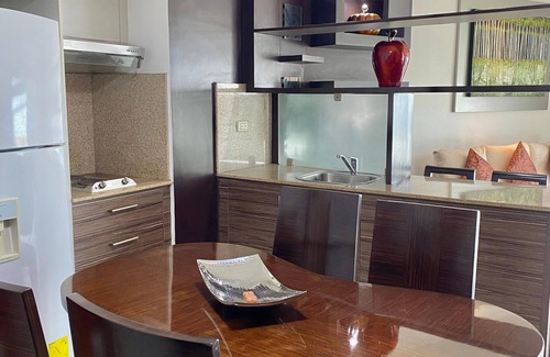 Guayaquil Apartment | Deluxe Apartment with Guayas River view in Puerto Santa, Guayaquil