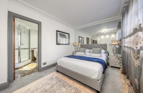 Knightsbridge Apartment | DELUXE Apartment With Terrace over HARRODS
