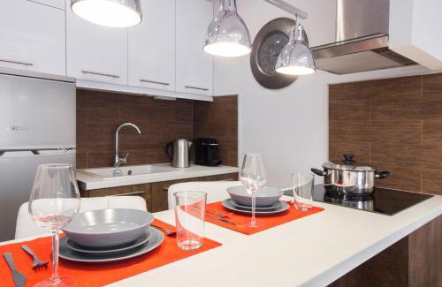 Thessaloniki City Centre Apartment | Deluxe Arch of Galerius