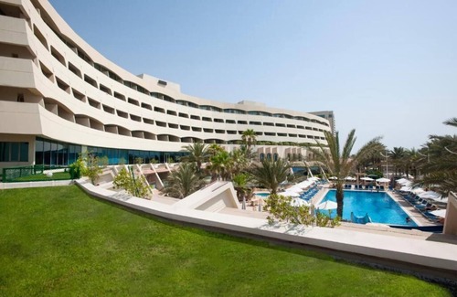 Beach & Coast Apartment | Deluxe City View With Balcony Near Al Khan Beach