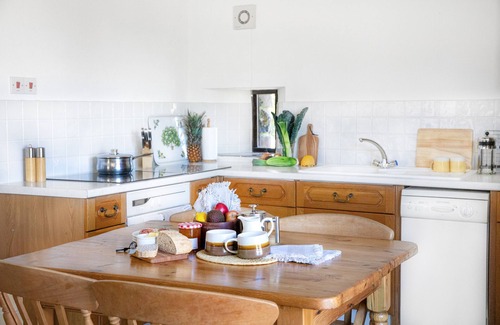 Hartland Cottage | Deluxe Cottage with Partial sea view Jasmine Cottage at Downe Cottages