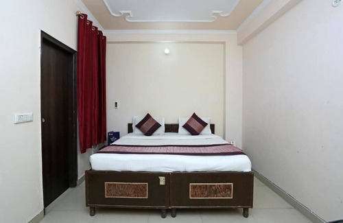 Mahipalpur Hotel | Deluxe Double Room 2 Adults + 1 Child +2 -Hotel Ramida Suites At Delhi Airportnn