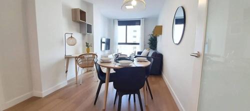 Las Palmas de Gran Canaria Apartment | Deluxe Beach Suite w Garage by Canary365