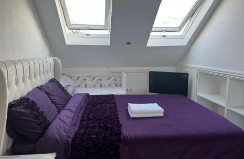Tottenham House | Deluxe Homestay near Tottenham Hotspur Stadium