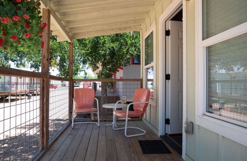 Kerrville Cabin | Deluxe King Cabin #15 near Guadalupe River