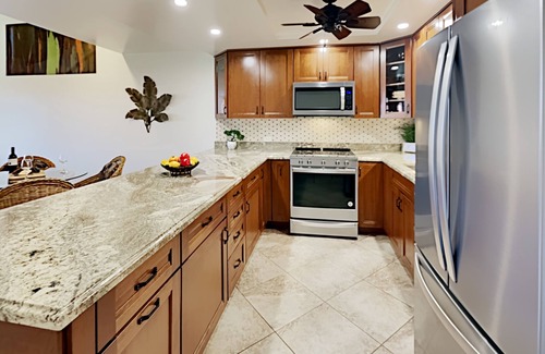 Kihei Condo | Deluxe OCEANVIEW and Gorgeous 2 Bedroom 2 Bathroom LOFT