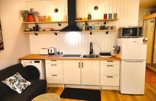 Port Douglas Apartment | Deluxe Private Apartment- In Ramada Resort - Full Kitchen -