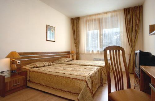 Pamporovo Apartment | Deluxe Room in Stoykite