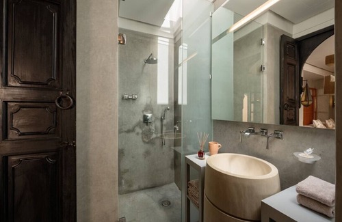 Bab Doukkala Villa | Deluxe Room Key Hook – Interior Courtyard View