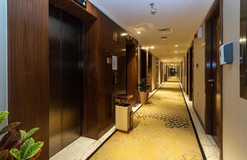 Al Rigga House | Deluxe Room Near New West Zone Market Ab