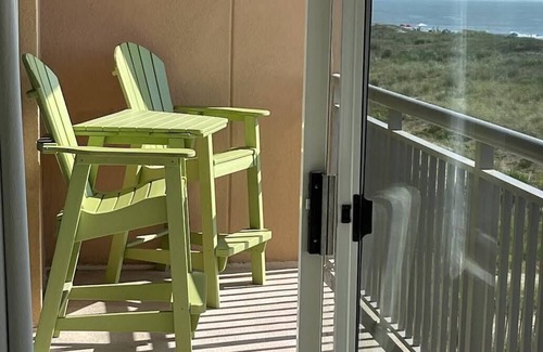 Midtown Ocean City Condo | Deluxe, Spacious, Ocean Front Condo In Midtown OC, Mid town.