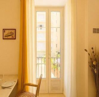 Lepante Quarter Apartment | DeLuxe Studio charmant, en plein centre ville, NICE CENTRE