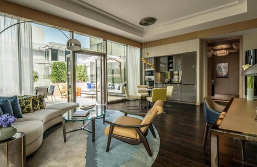 Trade Center House | Deluxe Terrace one Bedroom King Suite Near Difc Gate Village By Luxury Bookings