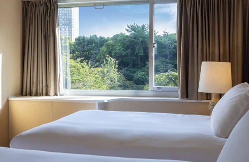 Takanawa Hotel | Deluxe Triple hotel with AC, WiFi, fitness room in lovely Minato City