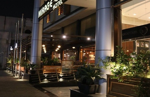 Jeddah House | Deluxe Twin Calm | Luxury Mirage Stay